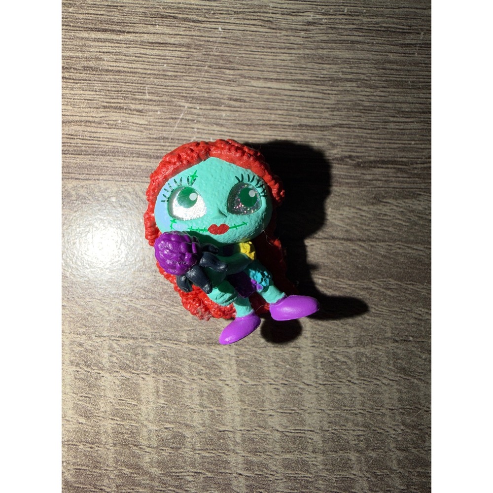Disney Doorables Sally Nightmare Before Christmas Mini Figure Glitter Eyes